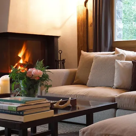 Artemisia Chalet *